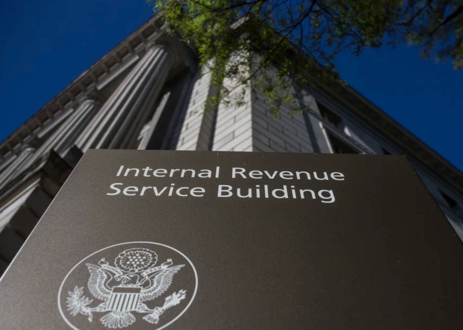 Legal Alert: IRS Adjusts Health Flexible Spending Account and Other Benefit Limits for 2024